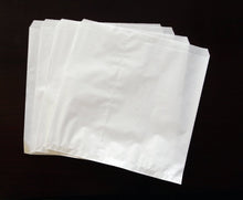 Load image into Gallery viewer, White, Food Grade Counter Bags. Sold in packs of 1,000